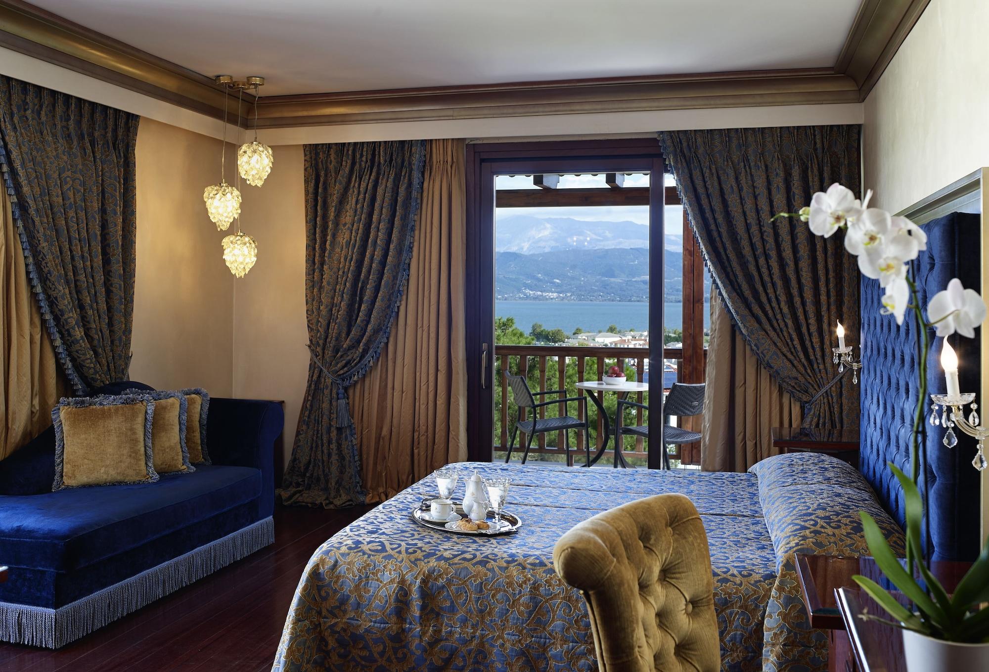 แกรนด์ เซไร คองเกรส แอนด์ สปา Hotel อิโออันนินา ภายนอก รูปภาพ A room at the hotel
