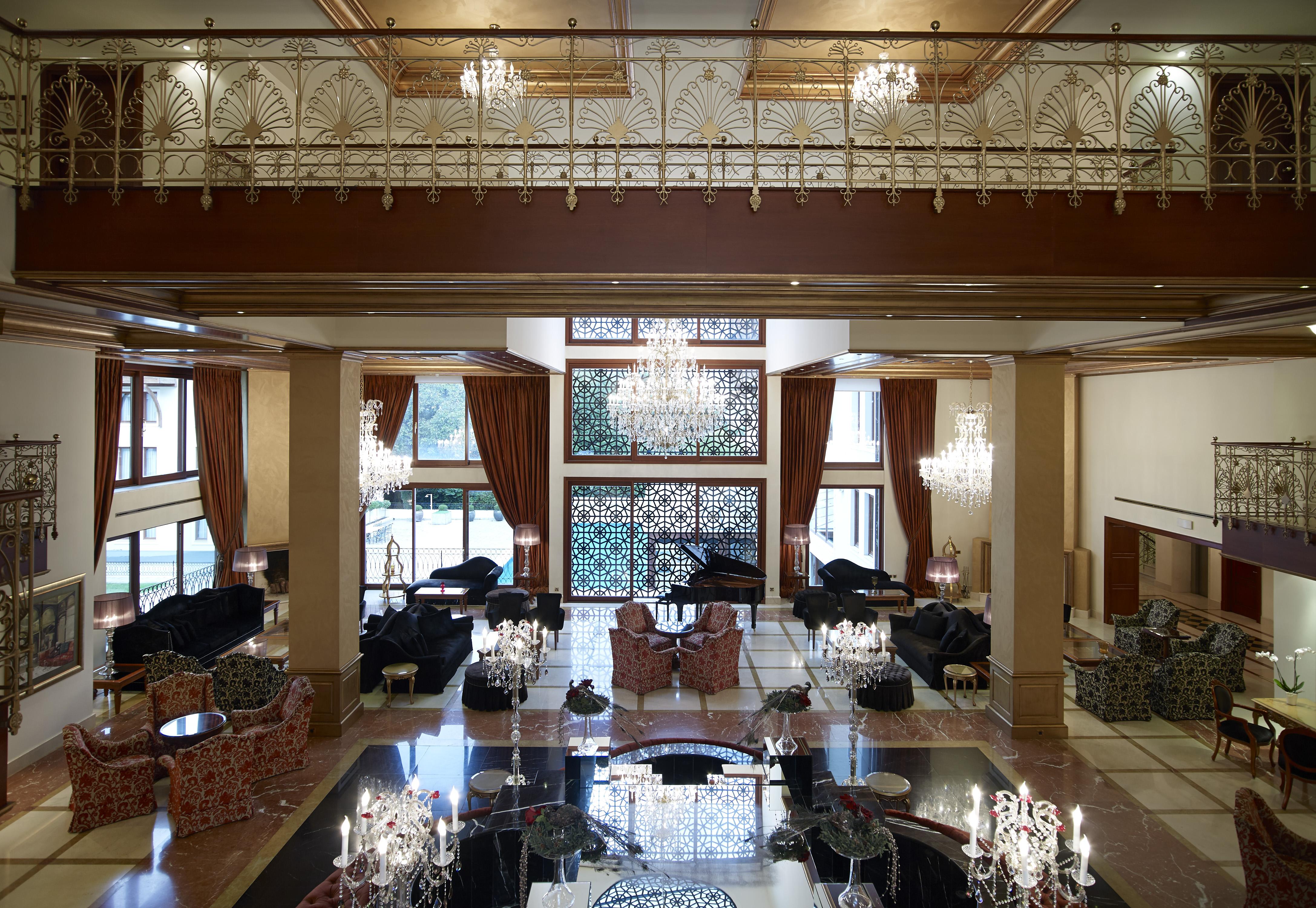 แกรนด์ เซไร คองเกรส แอนด์ สปา Hotel อิโออันนินา ภายนอก รูปภาพ Lobby