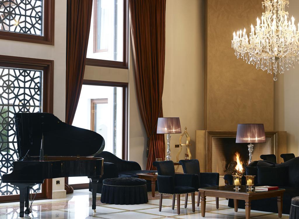 แกรนด์ เซไร คองเกรส แอนด์ สปา Hotel อิโออันนินา ภายนอก รูปภาพ The lobby